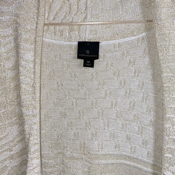 Worthington shrug - Picture 2 of 3